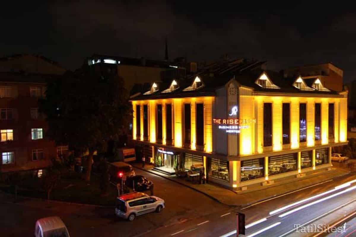 The Rise Aron Business Hotel